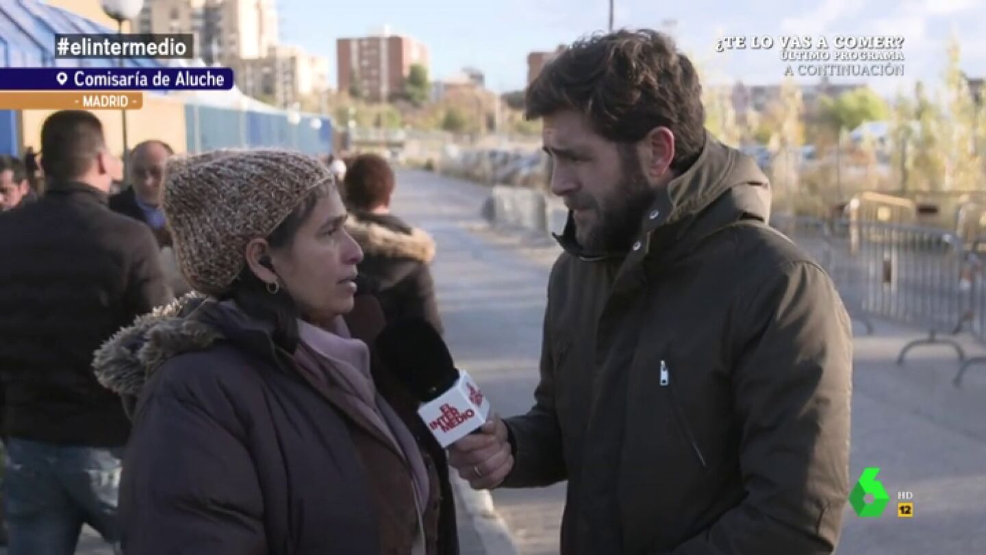 La larga espera de Diana para conseguir la solicitud de asilo: "La explicaci&oacute;n que nos dan es que no les queda papel para los formularios"