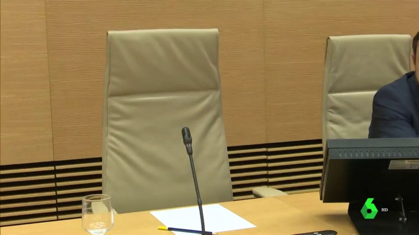 Silla vac&iacute;a de la ministra Montero