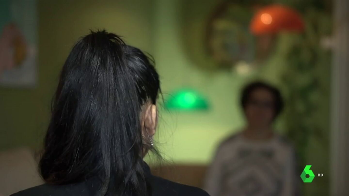 Sometida a cinco horas de interrogatorio tras ser violada por un polic&iacute;a que no la crey&oacute;: "Estaba sola y me sent&iacute; fatal"