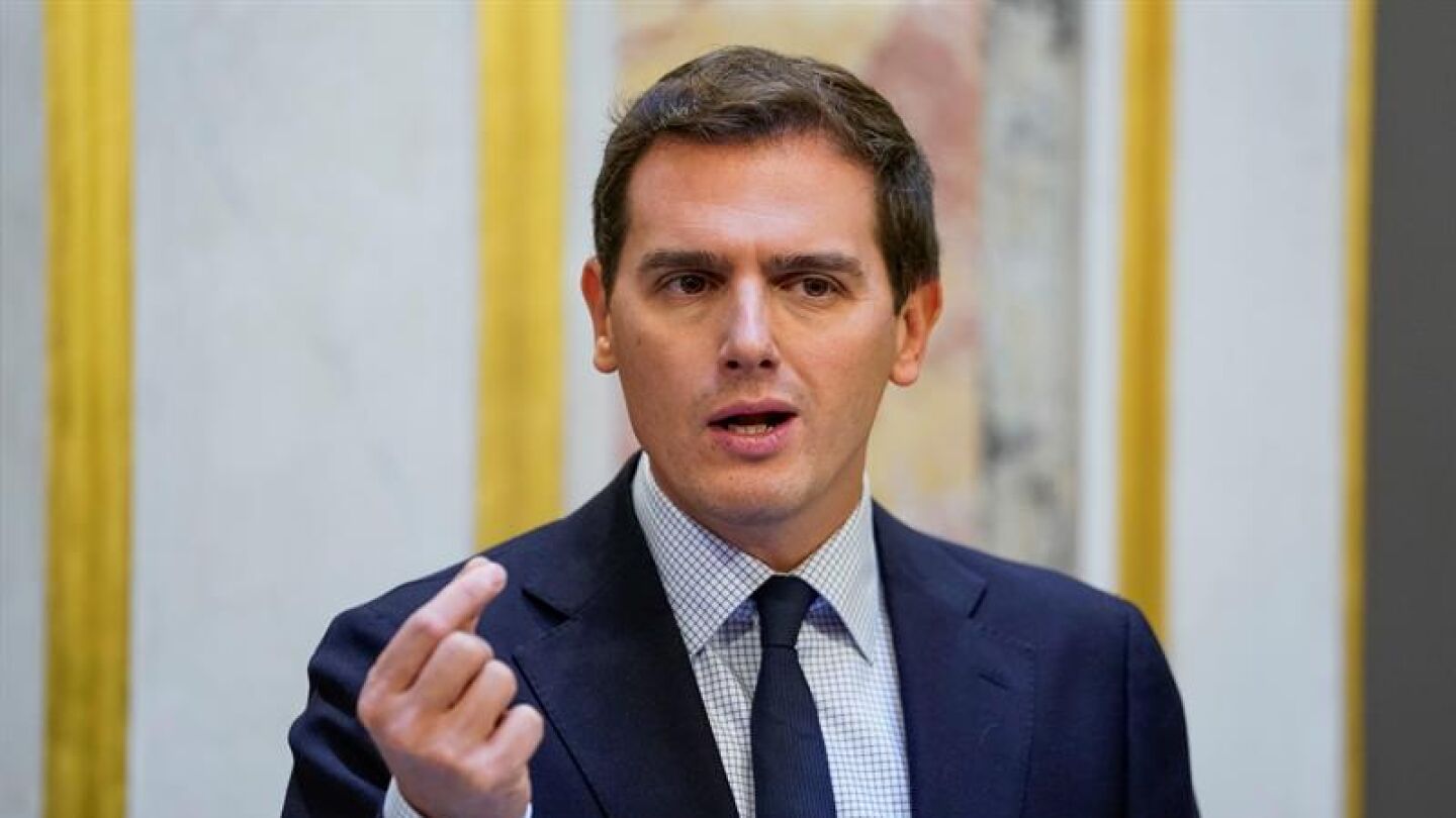 El presidente de Ciudadanos, Albert Rivera, durante la rueda de prensa en el Congreso de los Diputados