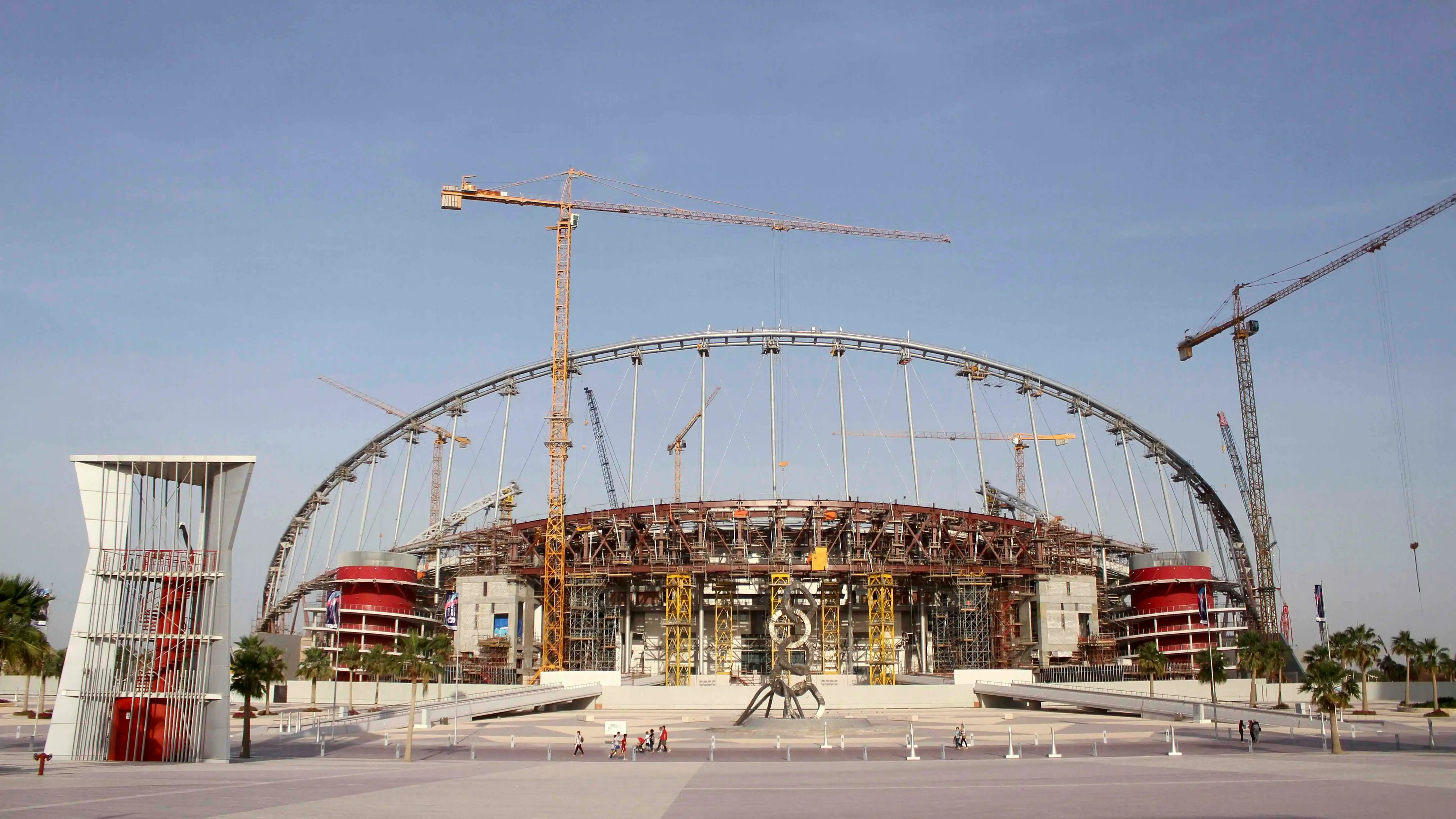 Momento de la construcción del Khalifa International Stadium para el Mundial de Qatar 2022