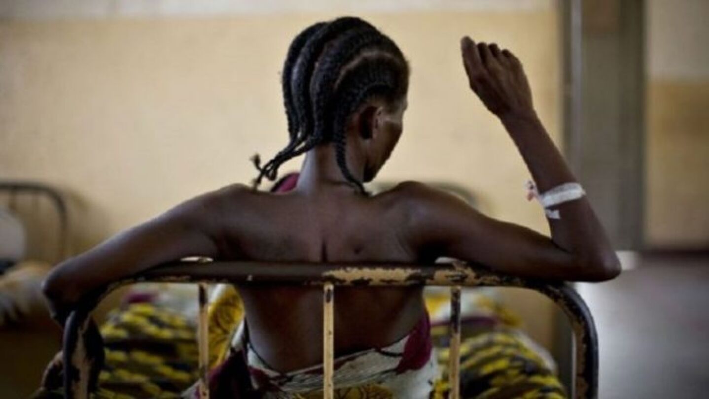 Una ni&ntilde;a africana