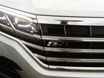 Volkswagen Touareg (2019) Volkswagen Touareg (2019)