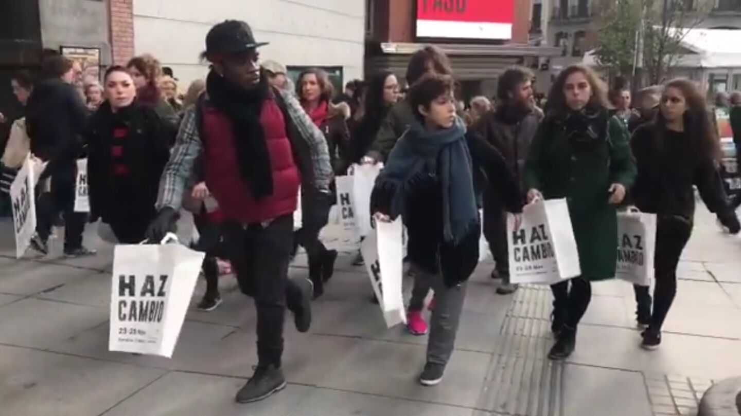 Campa&ntilde;a de Greenpeace contra el Black Friday
