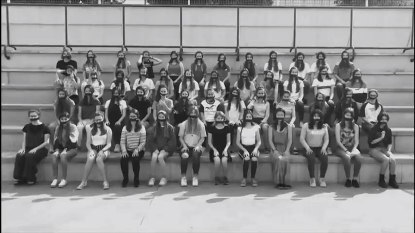 Alumnas de ESO revelan en un vídeo experiencias personales de violencia machista que viven a diario Alumnas de ESO revelan en un vídeo experiencias personales de violencia machista que viven a diario