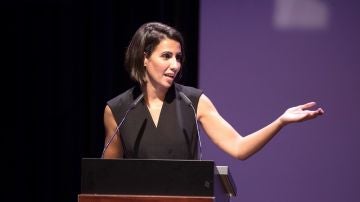 Ana Pasto durante la recogida del Premio Comunicación no sexista 2018
