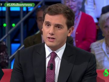 Albert Rivera exige elecciones "ya" a Pedro Sánchez: "Este Gobierno Frankenstein se le va de las manos" Albert Rivera exige elecciones "ya" a Pedro Sánchez: "Este Gobierno Frankenstein se le va de las manos"