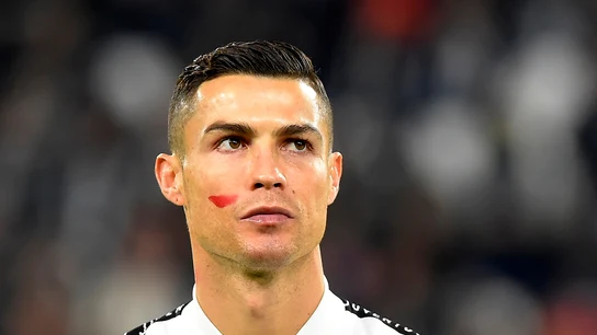 Cristiano Ronaldo, con la cara pintada de rojo Cristiano Ronaldo, con la cara pintada de rojo