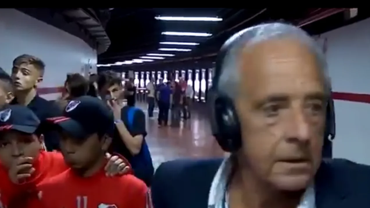 El presidente de River sale corriendo del estadio