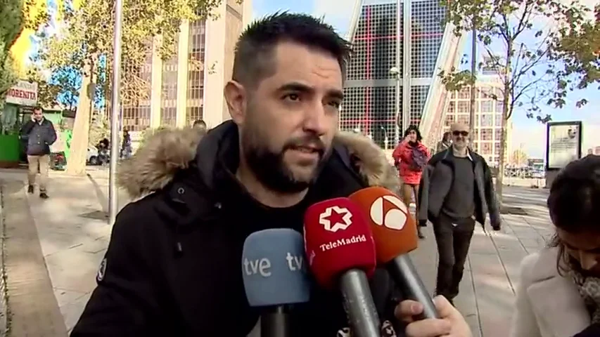 Dani Mateo, a su llegada al juzgado: "Estoy preocupado porque estamos llevando a un payaso ante un juez por hacer su trabajo"