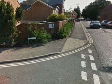 Imagen de la calle donde encontraron los restos de un bebé en Inglaterra Imagen de la calle donde encontraron los restos de un bebé en Inglaterra