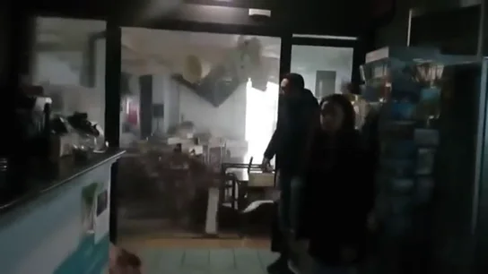 Impresionante tornado en Italia que arrasa con un restaurante Impresionante tornado en Italia que arrasa con un restaurante