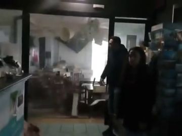 Impresionante tornado en Italia que arrasa con un restaurante Impresionante tornado en Italia que arrasa con un restaurante