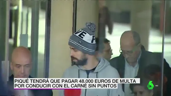 Gerard Piqué acepta una multa de 48.000 euros por conducir sin puntos el pasado mes de agosto Gerard Piqué acepta una multa de 48.000 euros por conducir sin puntos el pasado mes de agosto