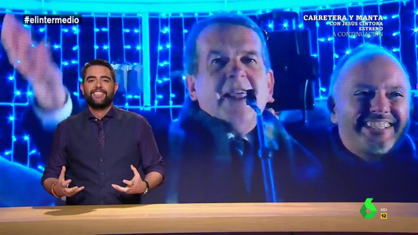 La reacci&oacute;n de Dani Mateo al discurso de Abel Caballero: "Homenaje&oacute; a la lengua de Shakespeare y dej&oacute; ciegos a miles de vigueses"
