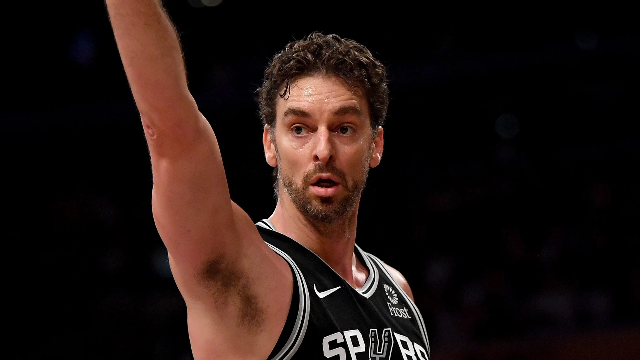 Pau Gasol en un partido con los Spurs