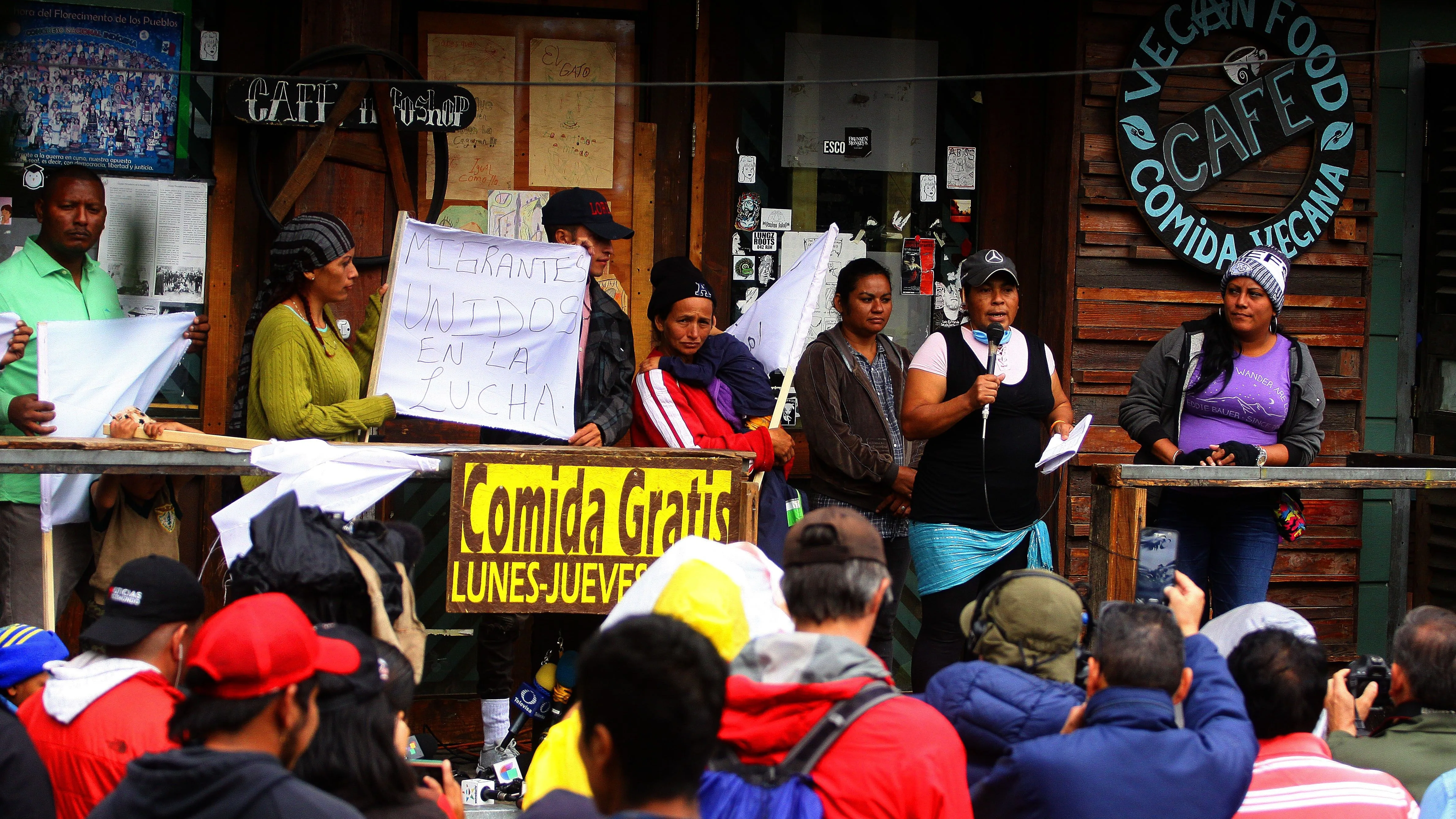 La caravana migrante, apostada en la ciudad de Tijuana