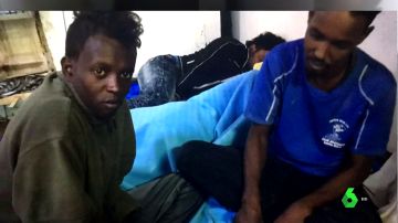 Se complica la situación en el pesquero español que rescató a 12 migrantes: el Gobierno no se posiciona y empiezan a quedarse sin combustible