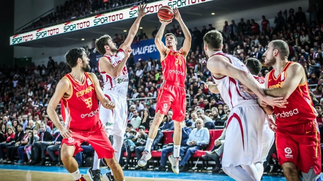 Un momento del Turquía vs España de baloncesto