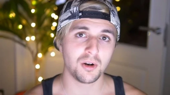 El youtuber Dalas Review El youtuber Dalas Review