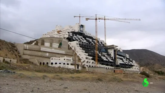 En 2016 el Supremo declaró ilegal la construcción del hotel del Algarrobico En 2016 el Supremo declaró ilegal la construcción del hotel del Algarrobico
