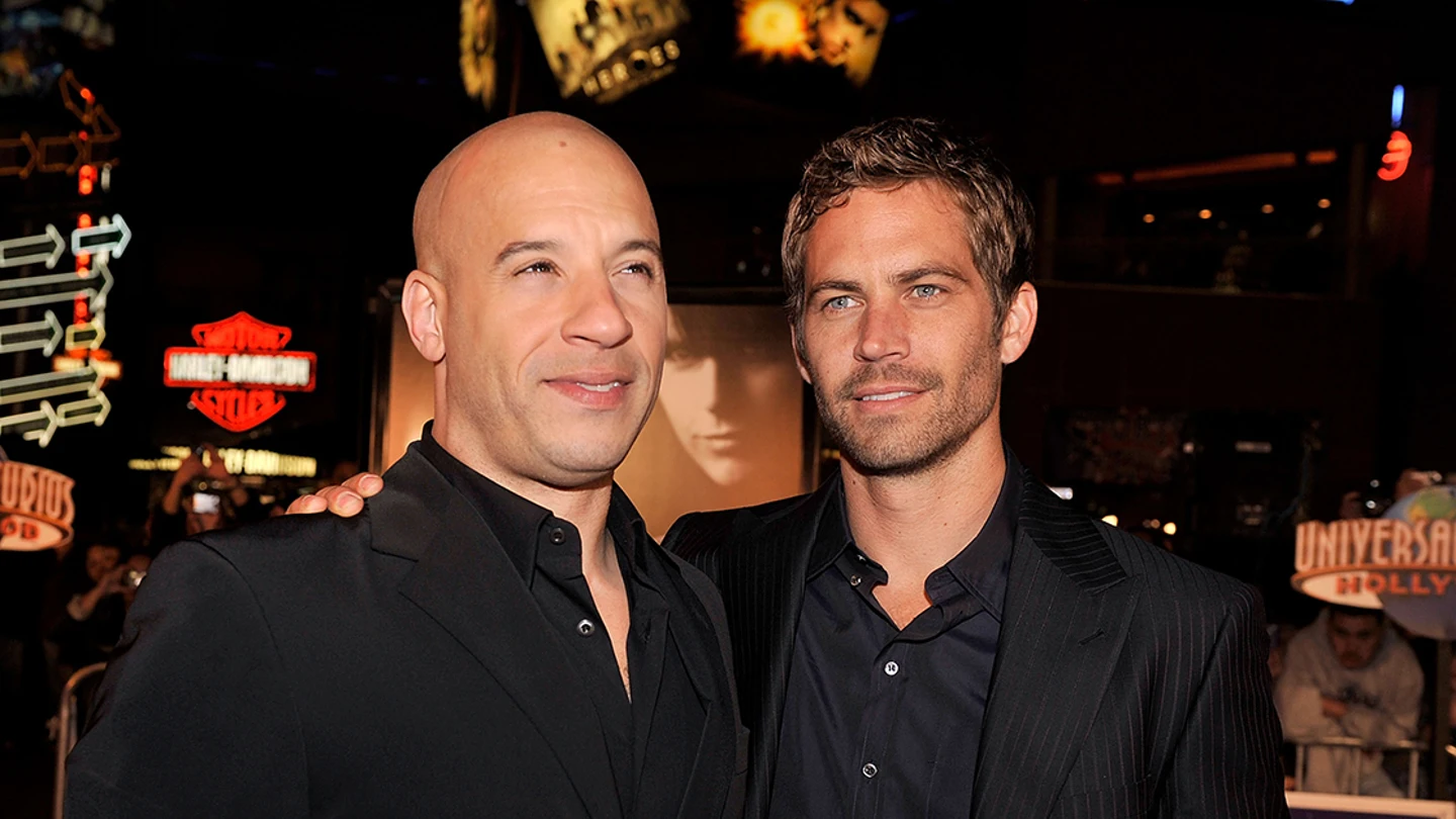 Vin Diesel junto a Paul Walker Vin Diesel junto a Paul Walker
