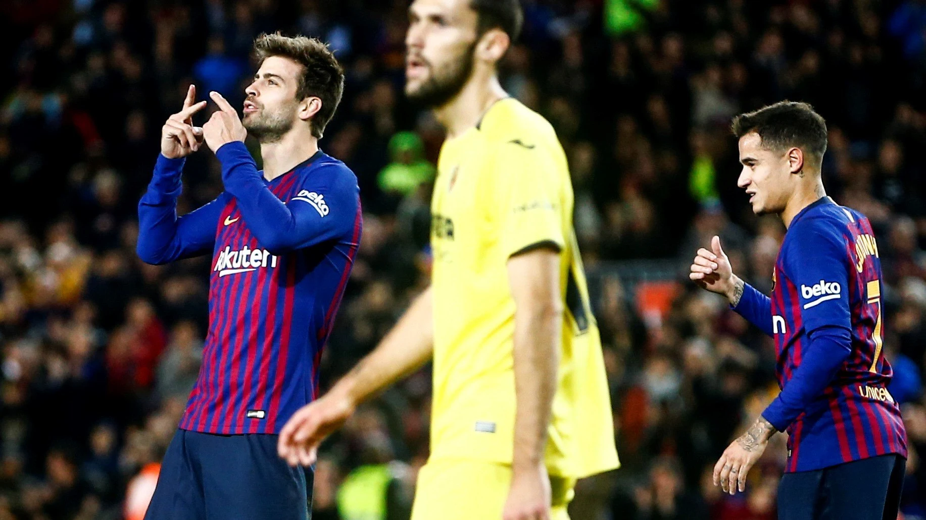 Gerard Piqué celebra su gol ante el Villarreal