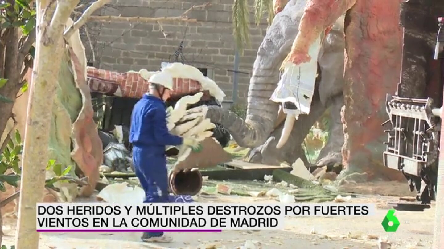Dos heridos y m&uacute;ltiples destrozos por fuertes vientos en la Comunidad de Madrid