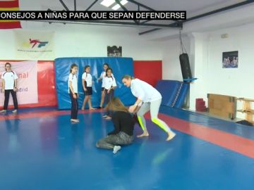 Coral Bisuter explica consejos prácticos para saber cómo evitar un golpe Coral Bisuter explica consejos prácticos para saber cómo evitar un golpe