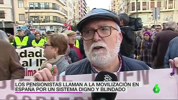 Los pensionistas vuelven a ocupar las calles de España: "Yo no sé si algún diputado pasaría al mes con este dinero"