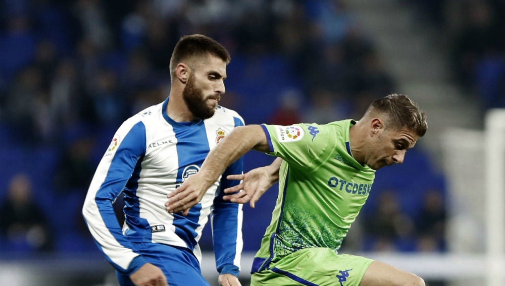 Betis mete presión la zona de Europa League tras una brillante victoria contra Espanyol
