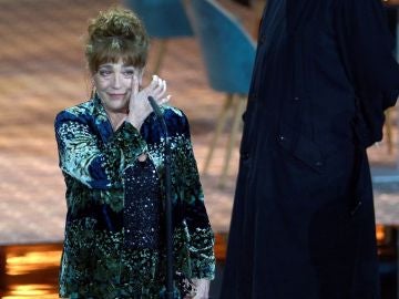 Carmen Maura tras recibir un premio honorífico en el Festival de Cine Europeo de Sevilla Carmen Maura tras recibir un premio honorífico en el Festival de Cine Europeo de Sevilla