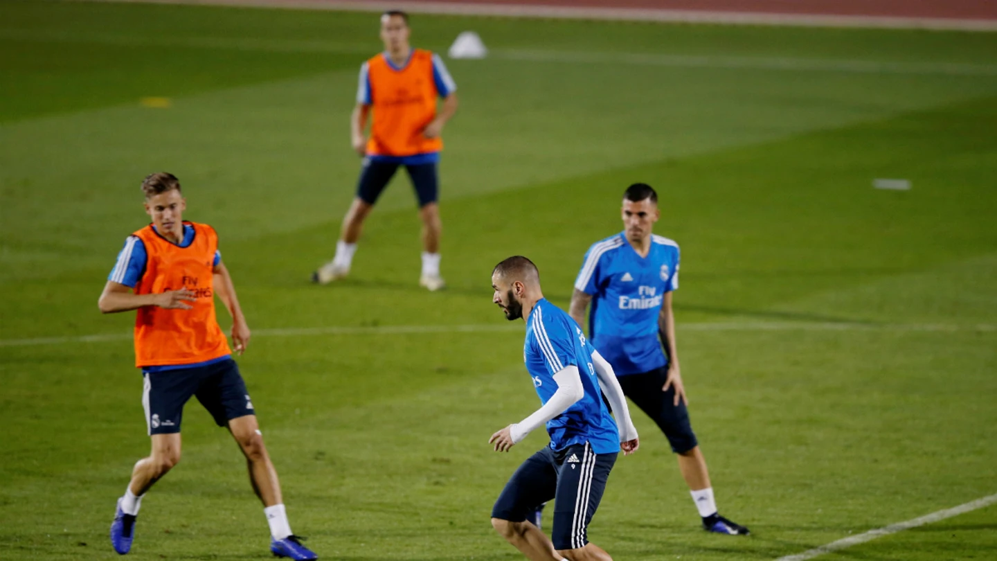 El Real Madrid se entrena en Abu Dabi El Real Madrid se entrena en Abu Dabi