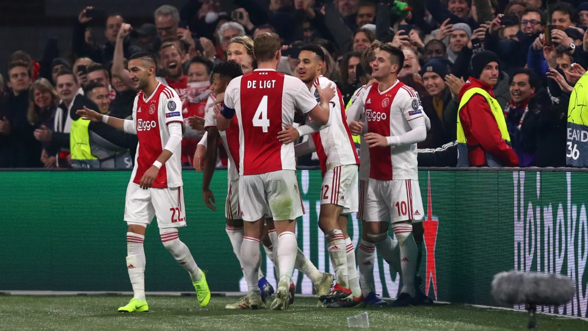 El Ajax celebra un gol