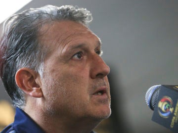 El 'Tata' Martino, en una rueda de prensa El 'Tata' Martino, en una rueda de prensa