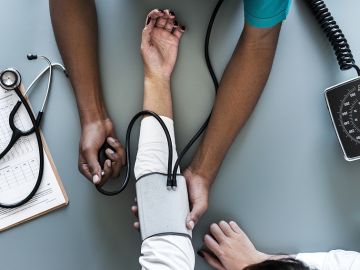 Imagen de archivo de una consulta médica. Imagen de archivo de una consulta médica.