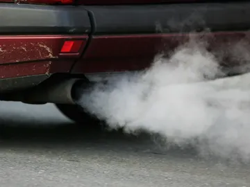 La UE logra un acuerdo para recortar las emisiones de efecto invernadero de los coches en 2030 La UE logra un acuerdo para recortar las emisiones de efecto invernadero de los coches en 2030