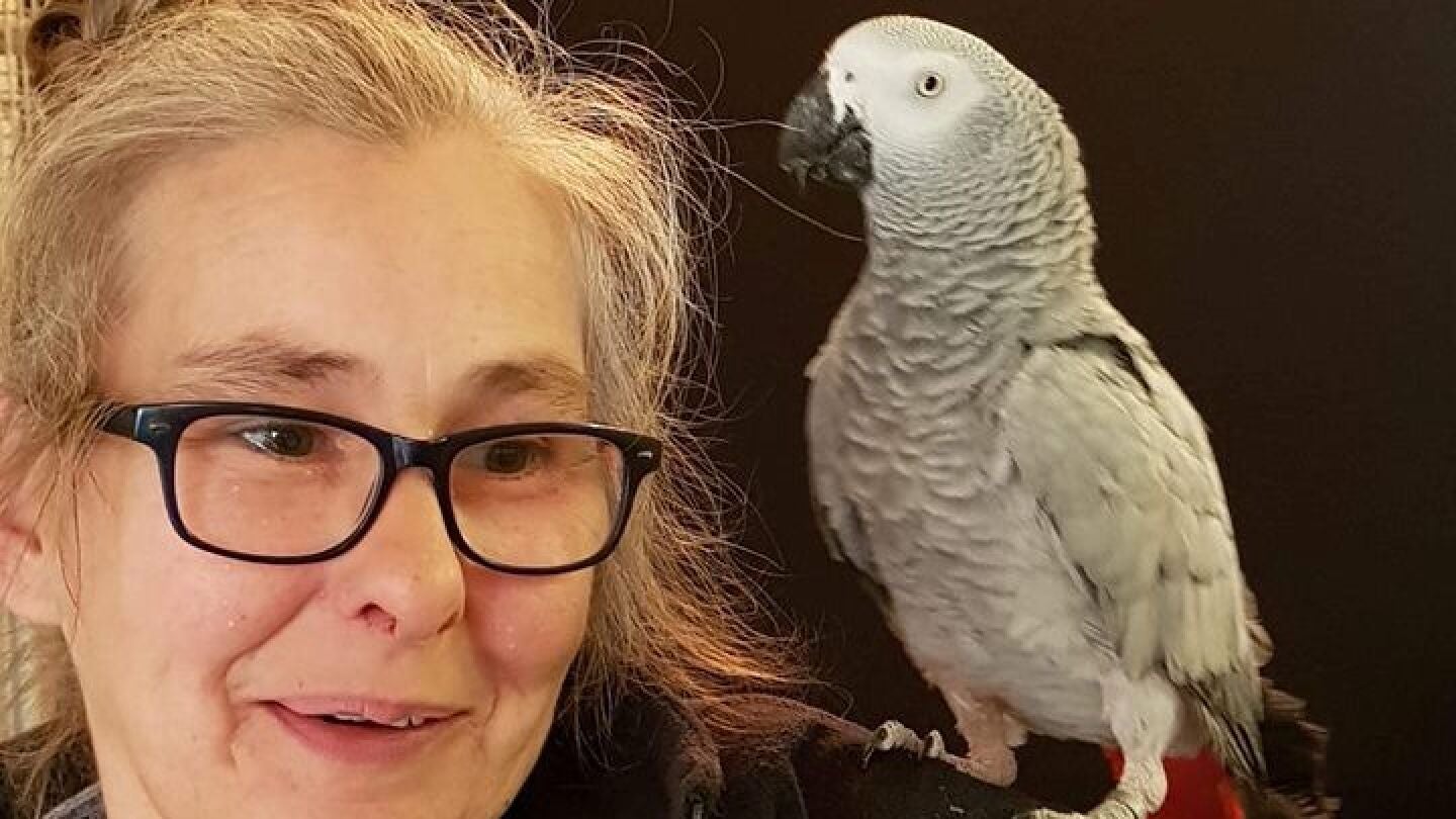Rocco con su due&ntilde;a 