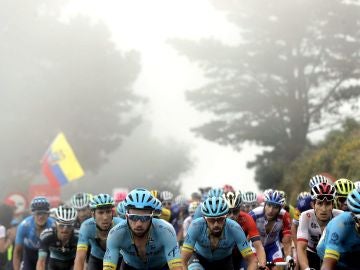 El pelotón, durante La Vuelta de 2018 El pelotón, durante La Vuelta de 2018