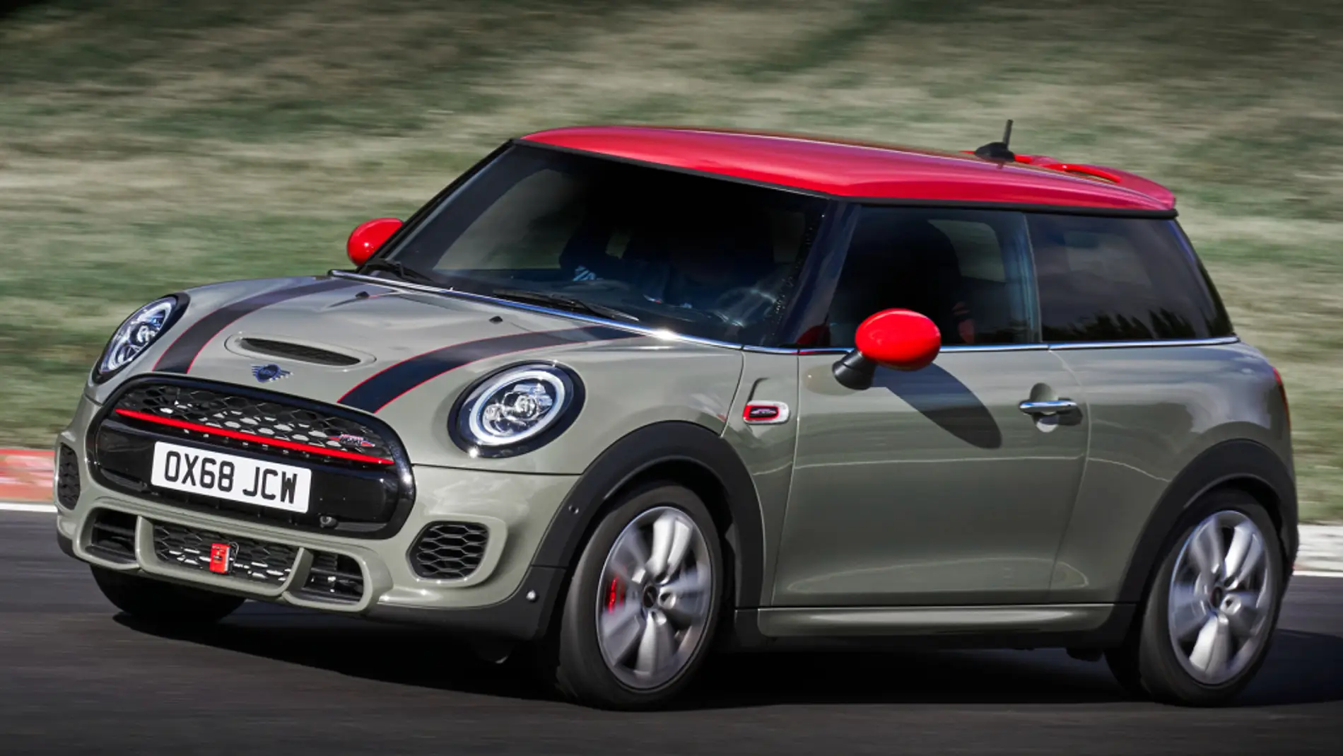 MINI Cooper S John Cooper Works