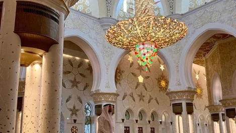 Sergio Ramos en la mezquita Sheikh Zayed