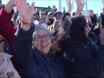 Festivo recibimiento al pesquero Nuestra Madre Loreto Festivo recibimiento al pesquero Nuestra Madre Loreto