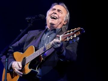 Serrat en concierto en Barcelona