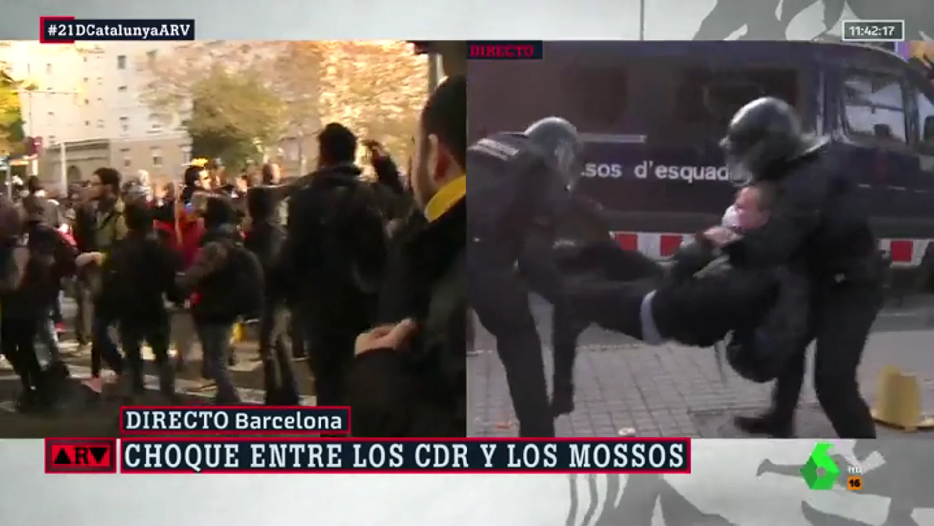 Cargas policiales contra los CDR en varios puntos de Barcelona que protestan contra el Consejo de Ministros 