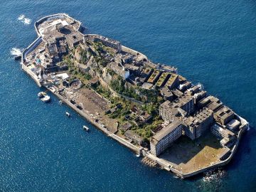 Hashima Hashima