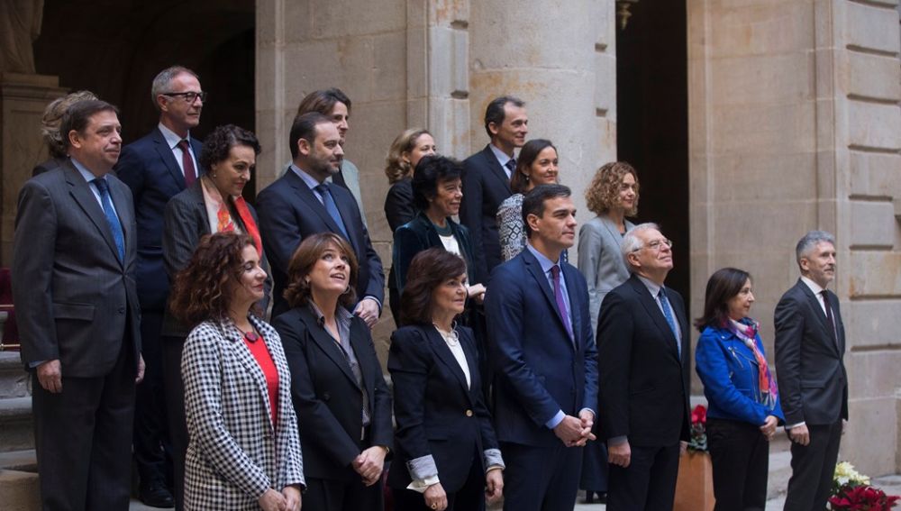 El Gobierno antes de la reunión del Consejo de Ministros de Barcelona