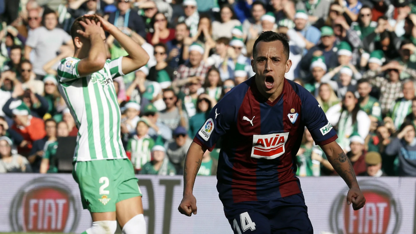 Orellana celebra un gol Orellana celebra un gol