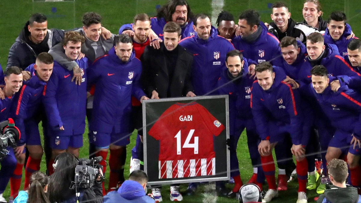 El Atlético homenajea a Gabi