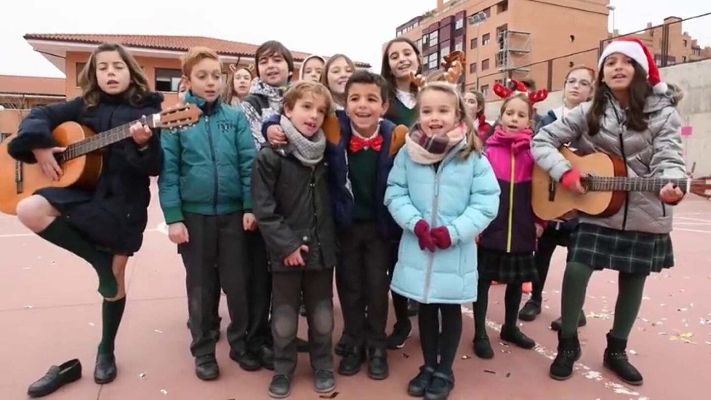 Un colegio versiona una canci&oacute;n de Dani Mart&iacute;n para ayudar a otros ni&ntilde;os con da&ntilde;o cerebral por Navidad