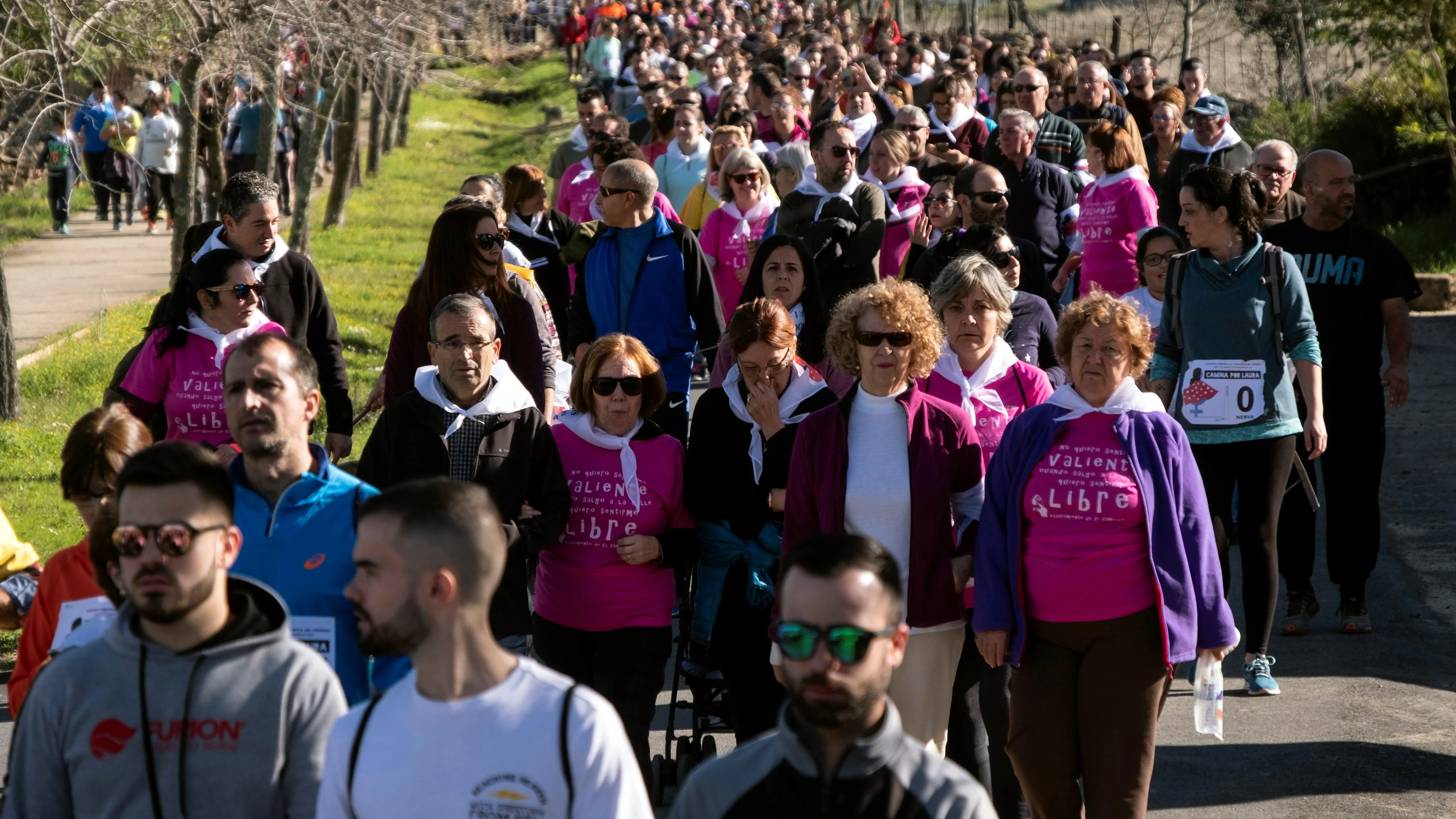 Miles de personas han respondido hoy a la convocatoria del Club Runners Nerva